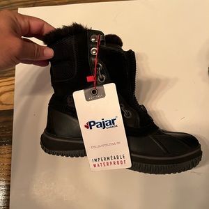 Pajar Womens Snow Boots New